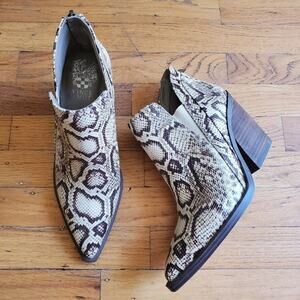 Vince Camuto Gradina Stacked Heel Ankle Bootie Snake Print Boho Southwestern